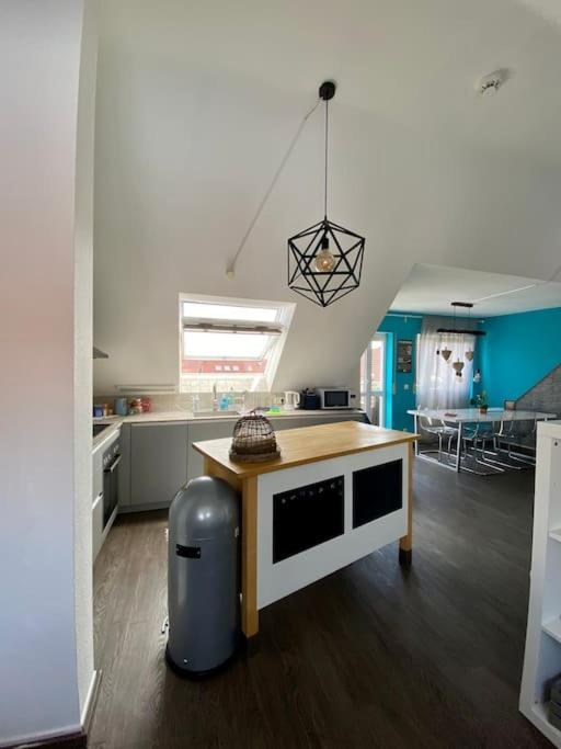 Light Flow Stylish Attic House. M. Balcony Rastatt Exteriör bild
